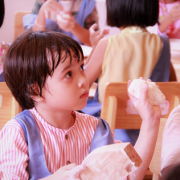 Các con là thiên thần của trường Lá (small) Các con là thiên thần của trường Lá