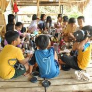 Những gương mặt thiên thần của trường Lá_thumbnail Những gương mặt thiên thần của trường Lá_thumbnail