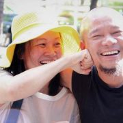 Ai cũng cười tươi Ai cũng cười tươi