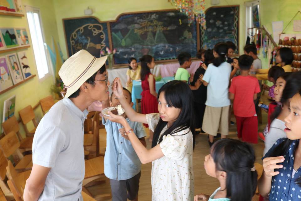 Sinh nhật các bạn học sinh lớp Hoa Sen